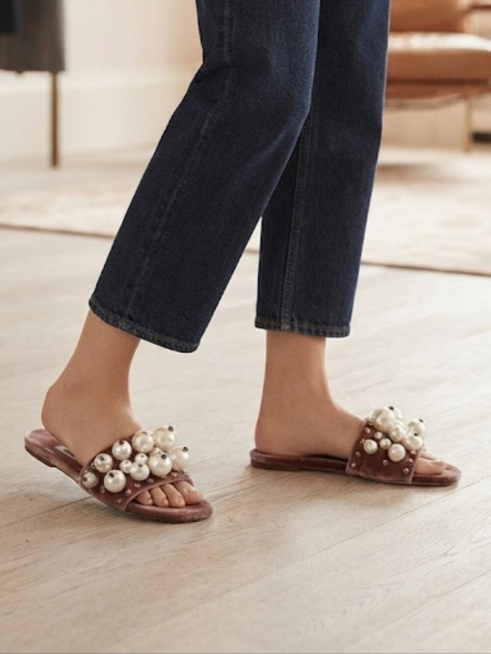 Miu Miu Burgundy Velvet Faux Pearl Embellished Flat Slides Sandals Shoes 37/6.5